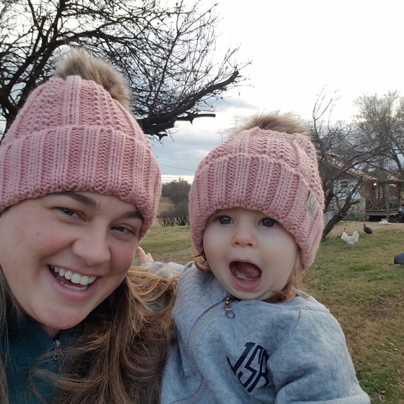 Meet your Posher, Melanie - Picture 2 of 2